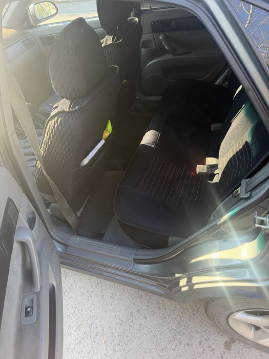 Автомобиль Chevrolet Lachetti