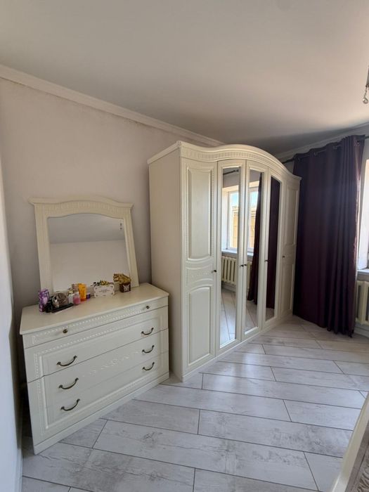 Спальный гарнитур в отличном состоянии