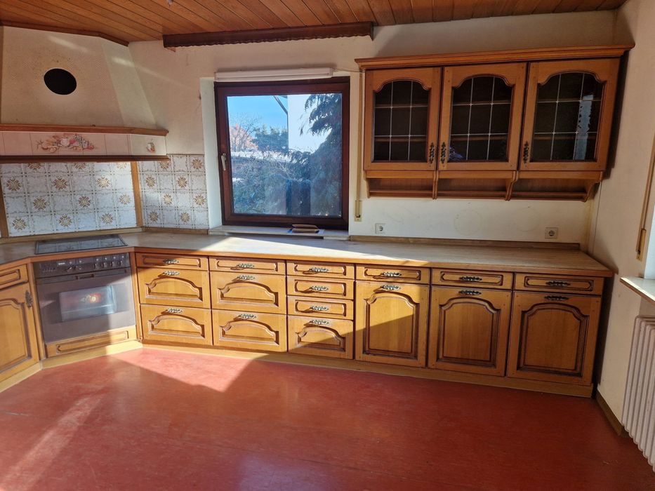 Mobila de bucatarie din lemn masiv