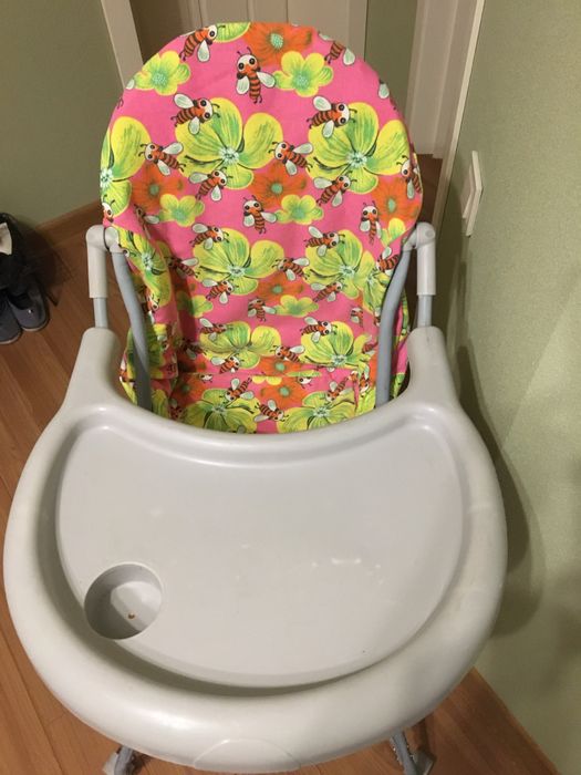 Продам деткий стул для кормления