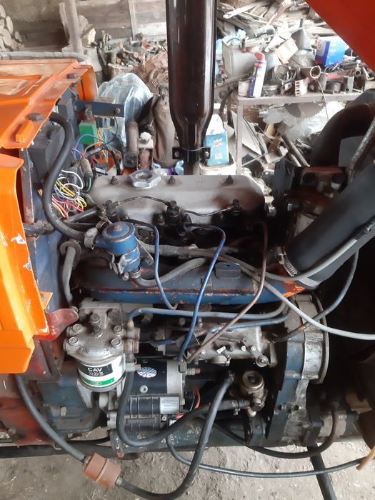 CITITI DESCRIEREA. Tractor Utb 445 De Vanzare