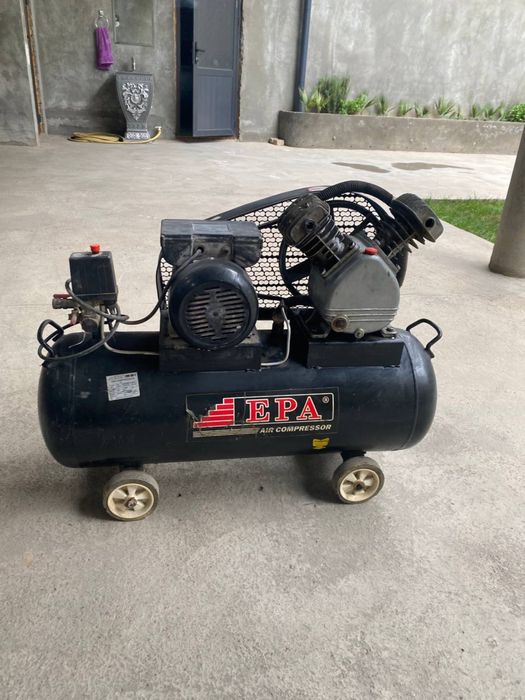 Продаю б/у компрессор