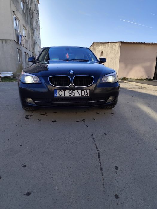 Vând BMW E60 2009