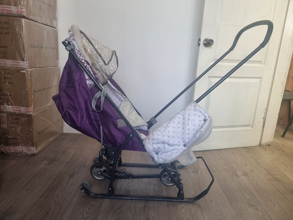 Продам новый санки коляска