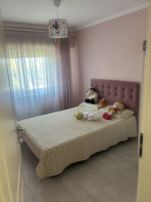Inchiriez ap 3camere zona Dacia