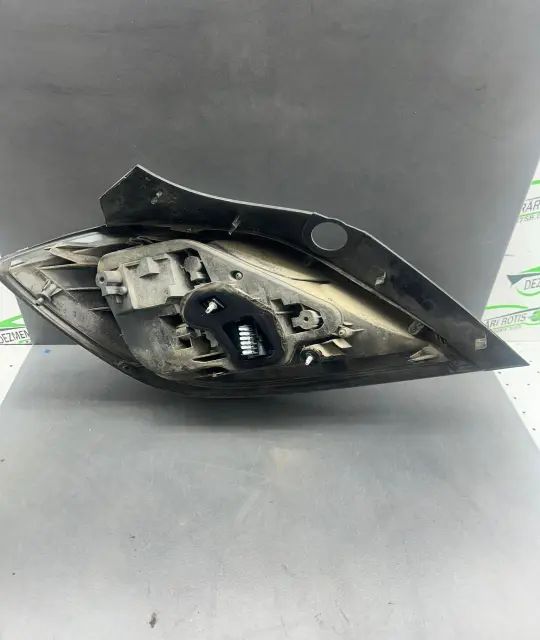 Lampa / Tripla stop dreapta pe aripa Opel Astra 2005