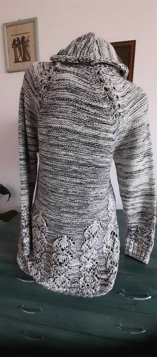 Pulover  dama din lana tricotat