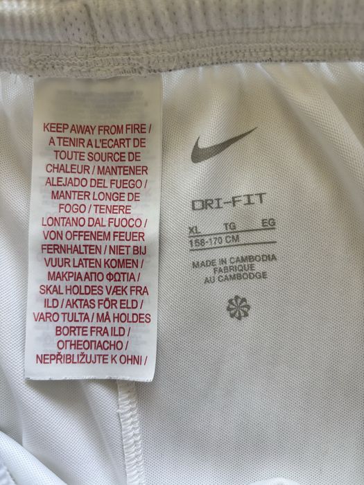 Екип Найк Nike XL за момче ръст до 170см