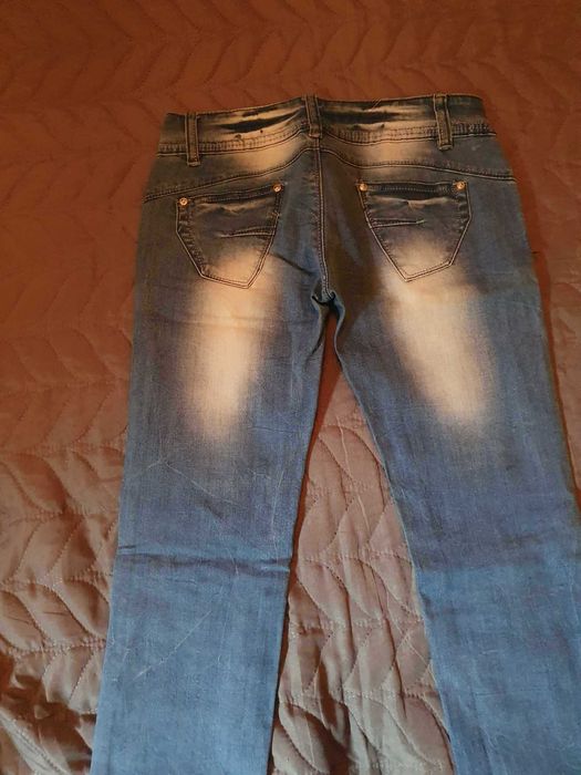 Дънки като нови топ