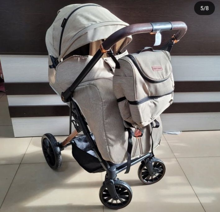 Детская удобная коляска