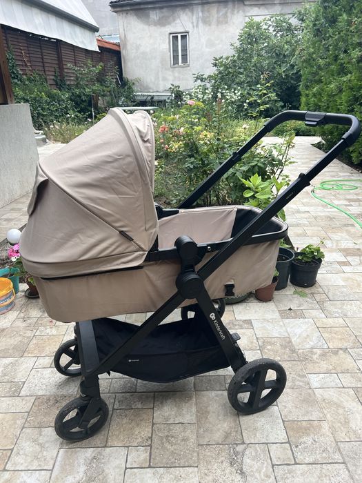 Kinderkraft Newly бебешка количка лека