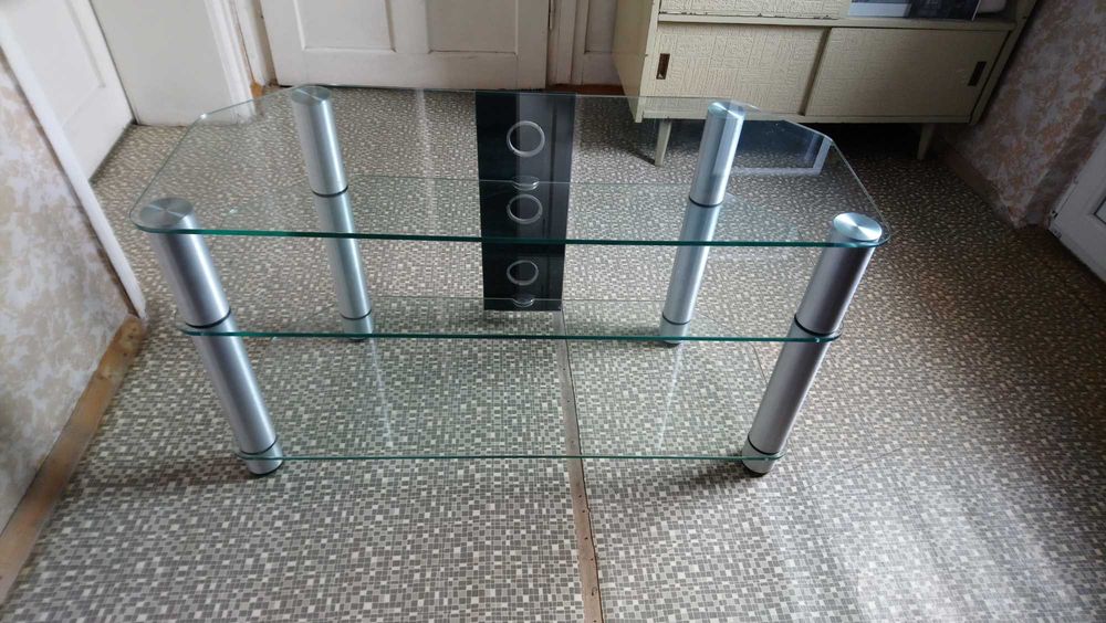 Стъклена маса за телевизор, закалено стъкло