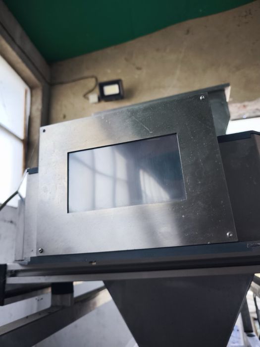 Пакетжна машина за слънчоглед и семена