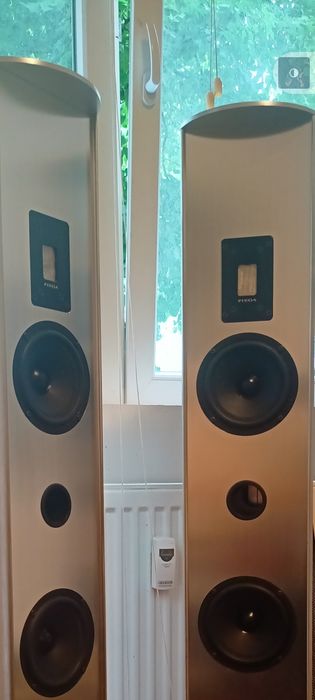 Boxe piega p4 xl elvețiene, high end,condiție excelenta