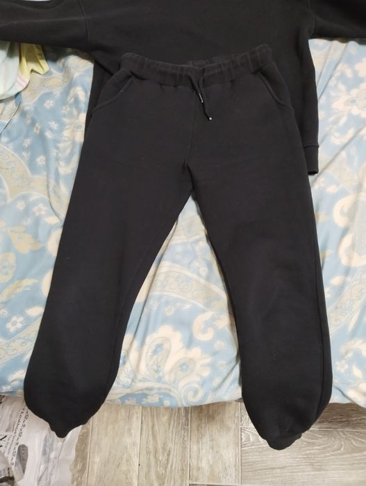 Спортивные костюм