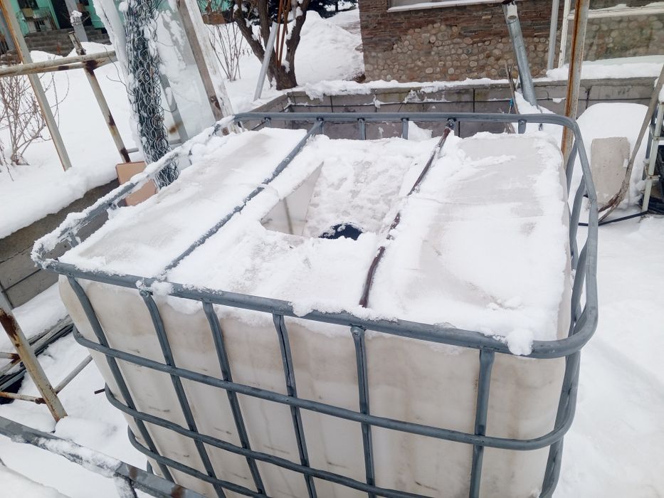 Емкости для воды. Еврокуб.