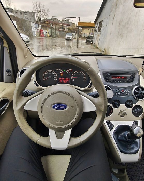 Ford Ka 2009 1.2 benzina - IDEALA PENTRU ORAȘ