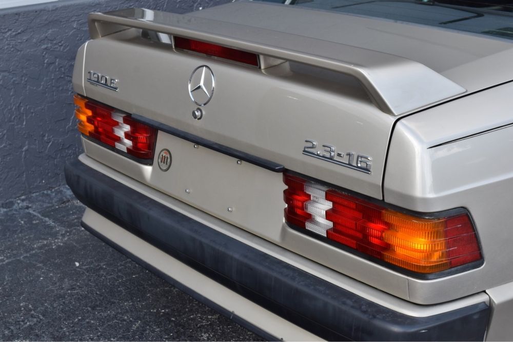 Спойлер на мерседес 190