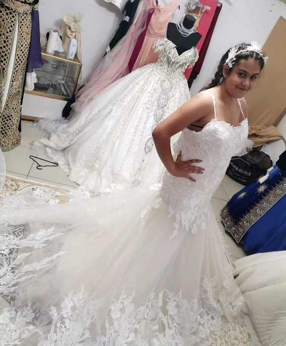 Булченски и официални рокли