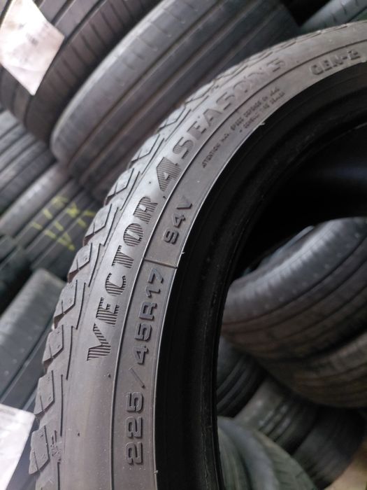 225/45/17" Goodyear 2бр.гуми.