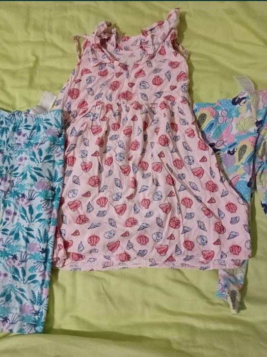 set lot 4 hainute 7 8 ani 128 134 2 rochite vara + 2 perechi pantaloni