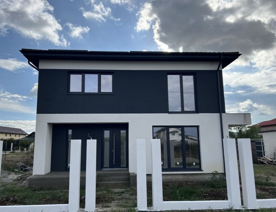 CASĂ 4 camere-3 BAI-demisol in JILAVA
