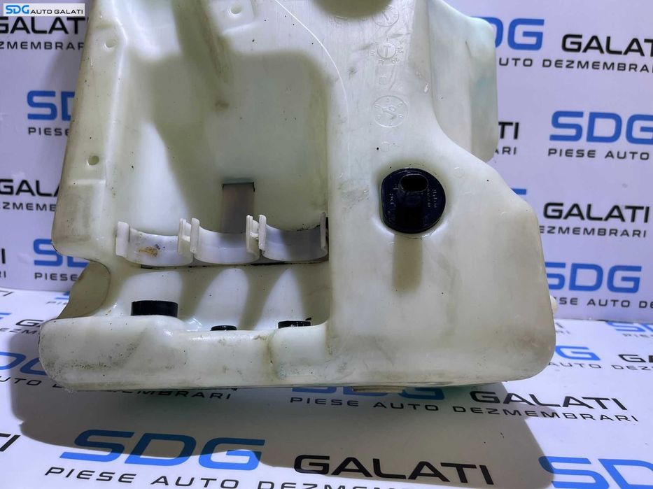 Vas Lichid Parbriz Strop Gel Stropgel Mercedes A209 CLK 2002 - 2009 Cod 2038600360 A2038600017