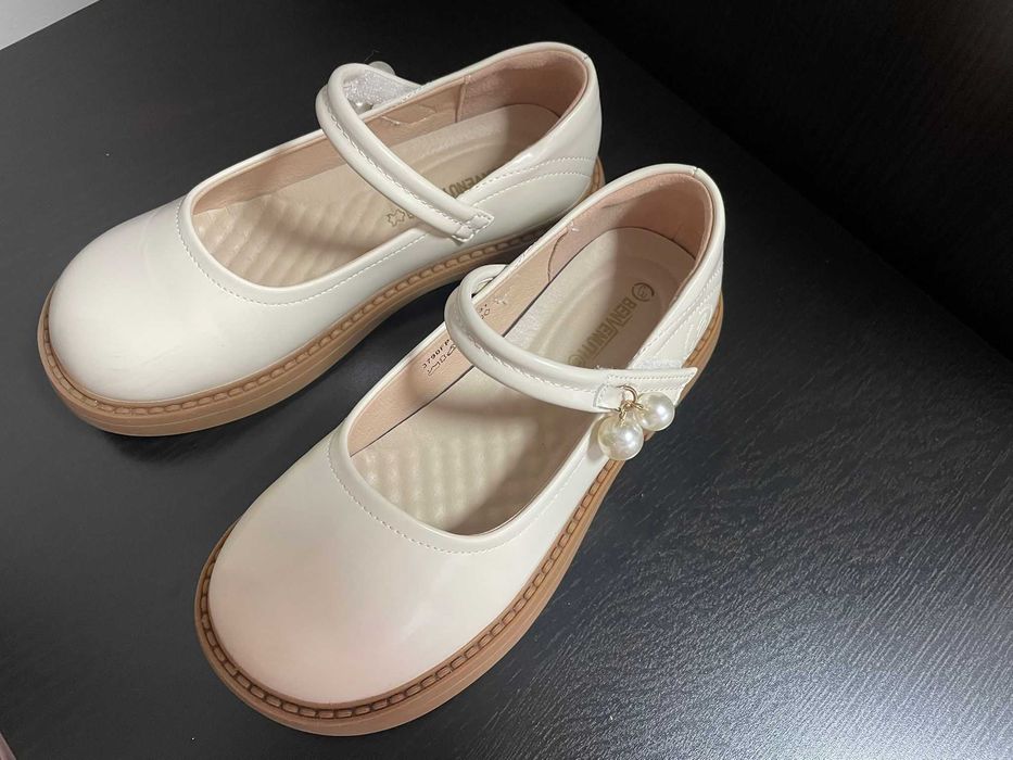 Pantofi fete, Benvenuti, marimea 31, piele