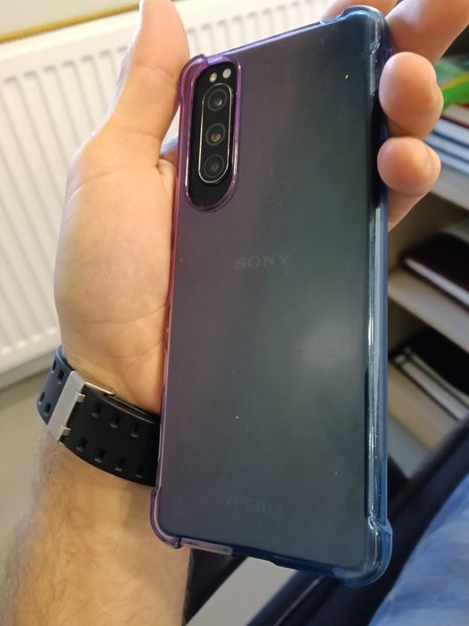 Vând telefon Xperia 5