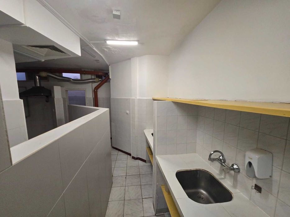Дава се под наем Заведение в Варна, Център - 240 кв.м за 2000 € - Снимка #10