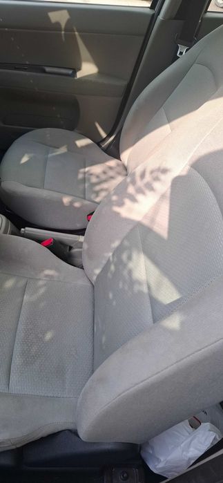 Продавам кола Mazda  2
