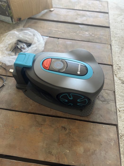 Robot de tuns iarba Gardena