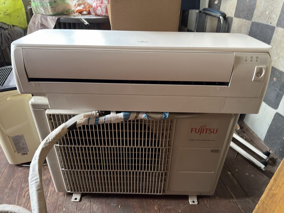 Климатик Fujitsu