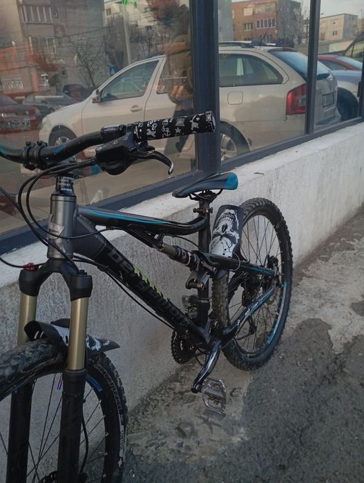 Bicicleta full suspension bergamont pe aer