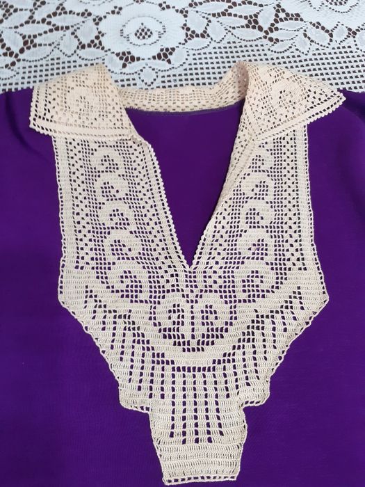 Дамска рокля от пясъчна коприна