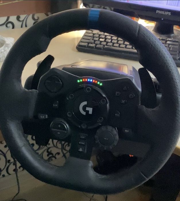 Logitech G923 Руль.