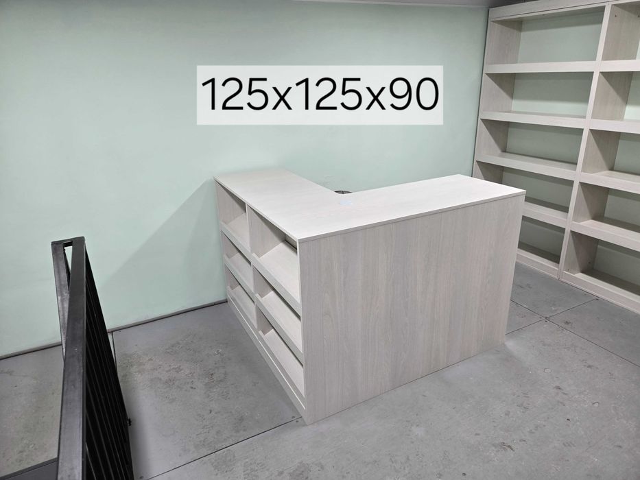 Стол для магазина