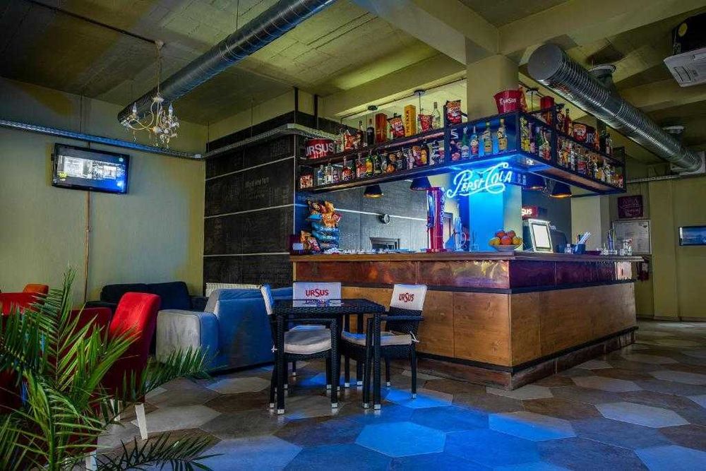 Spațiu comercial de închiriat – CASA Budulan (parter integral+terasa)