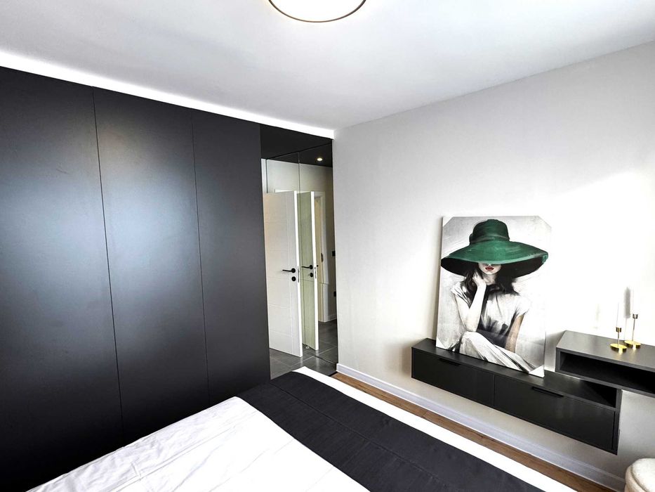 Дава се под наем Тристаен апартамент в София, Гоце Делчев - 75 кв.м за 329900 € - Снимка #10