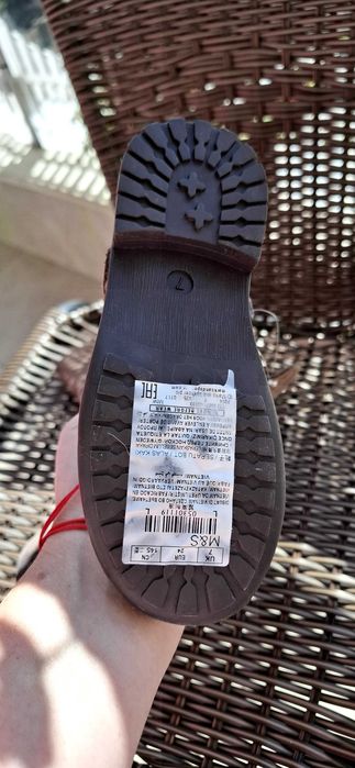 Бутуши за момиченце 24 размер