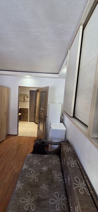 Garsoniera de inchiriat