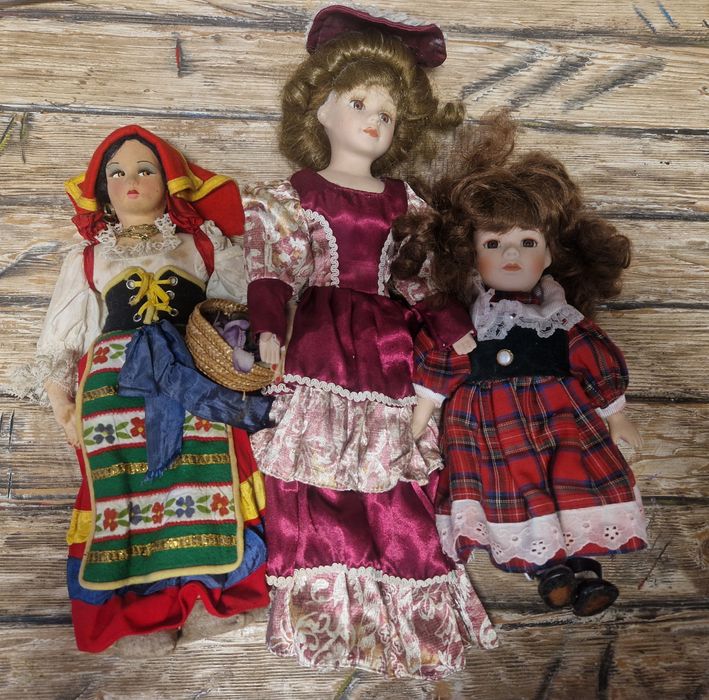 Разпродажба порцеланови кукли