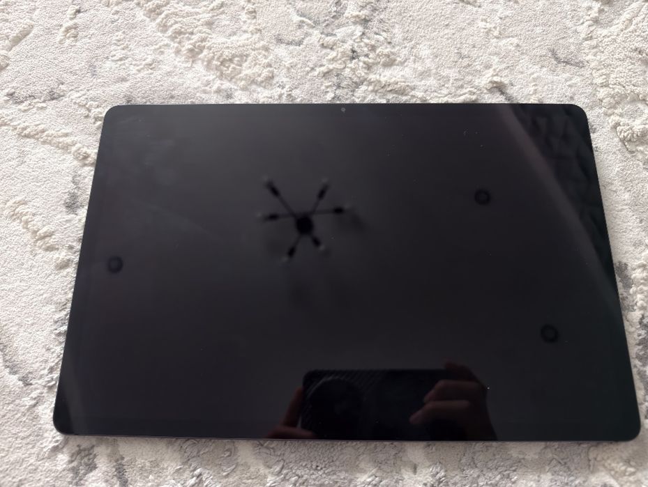 Планшет Samsung galaxy tab 7 FE