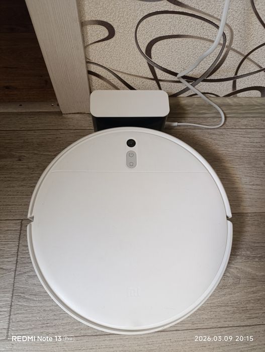 Продам робот пылесос