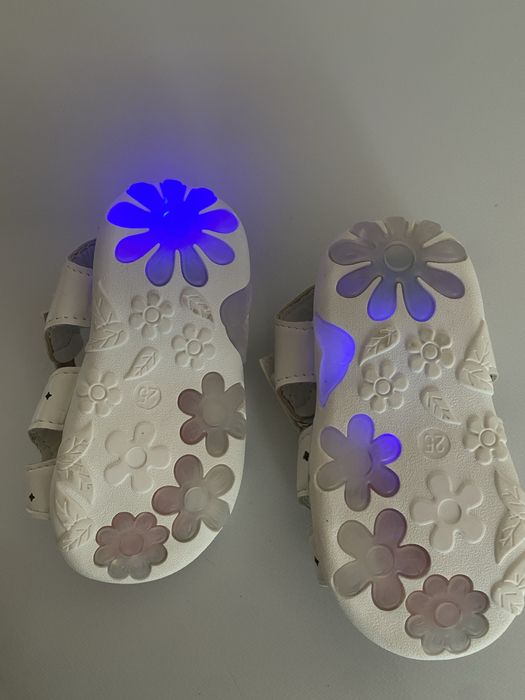 Sandale fetite nr 25