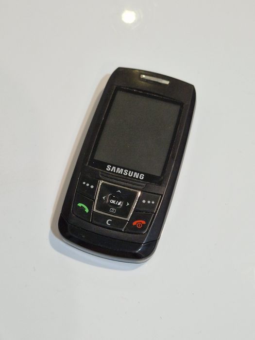 Telefon Samsung cu defecte la butoane