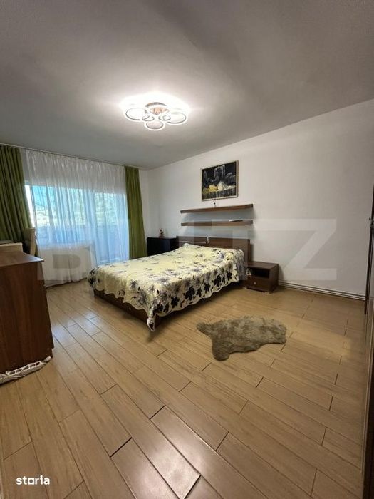 Apartament de vanzare – 4 camere, 85 mp, etaj 2, zona centrala