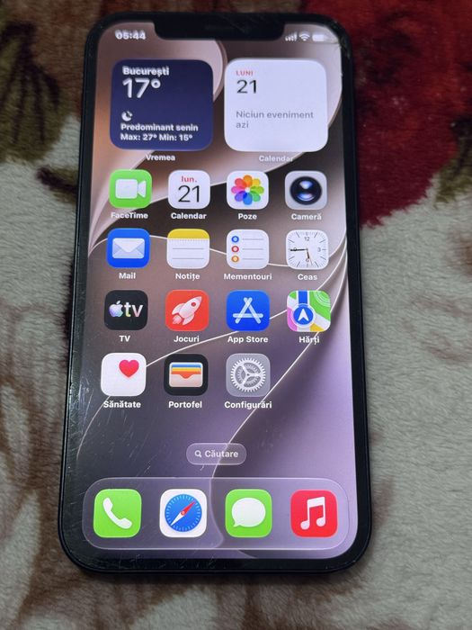 Iphone 12.              ,