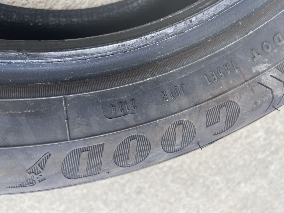 Продавам летни гуми 205/55 R17