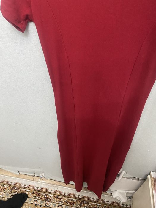 Продам длинная платья  не ношенное